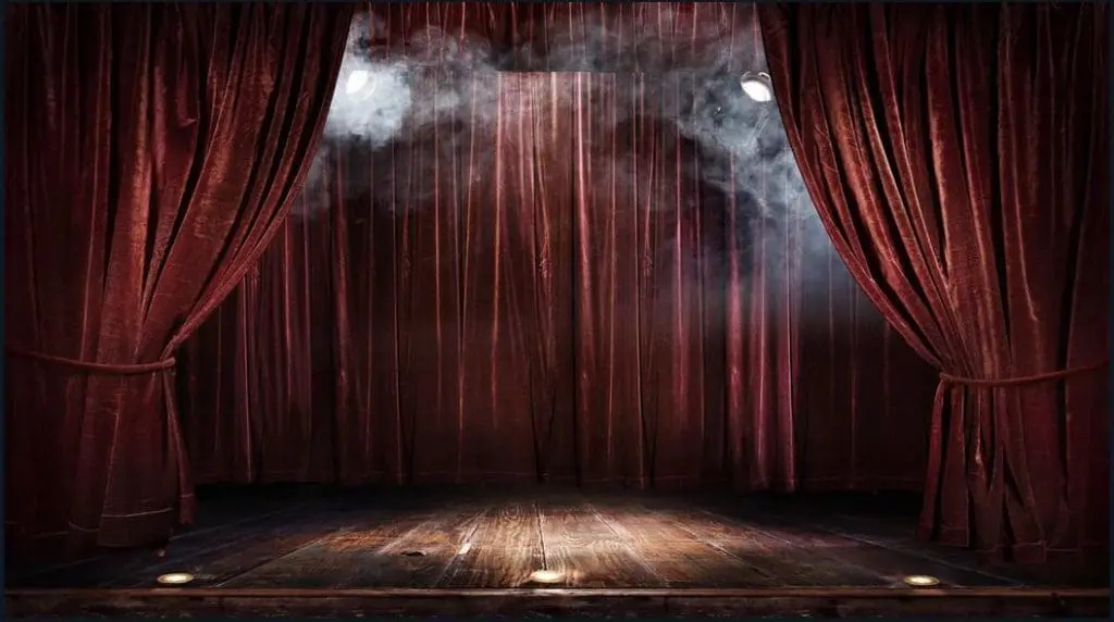 Ghost of the Leading Lady room